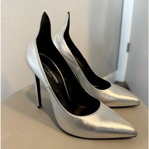 Saint Laurent silver petal heels 38.5